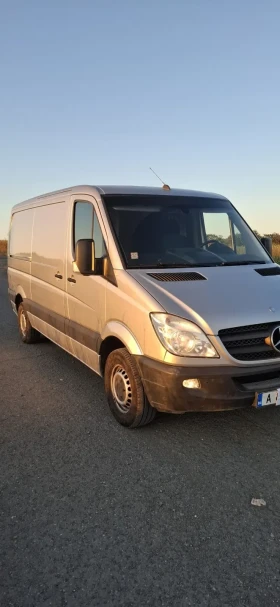 Обява за продажба на Mercedes-Benz 316 ~17 700 лв. - изображение 1