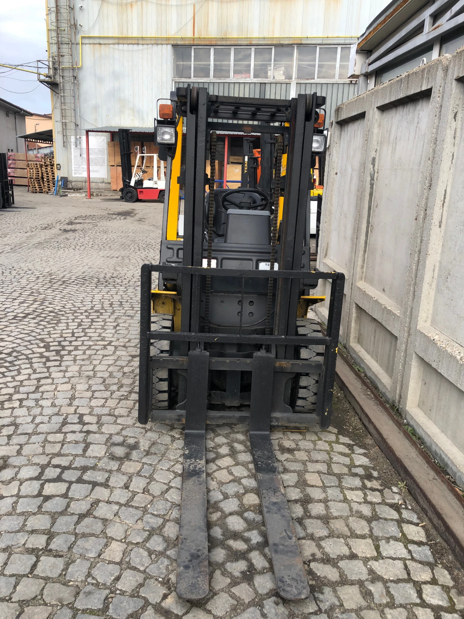  TCM  | Mobile.bg   1