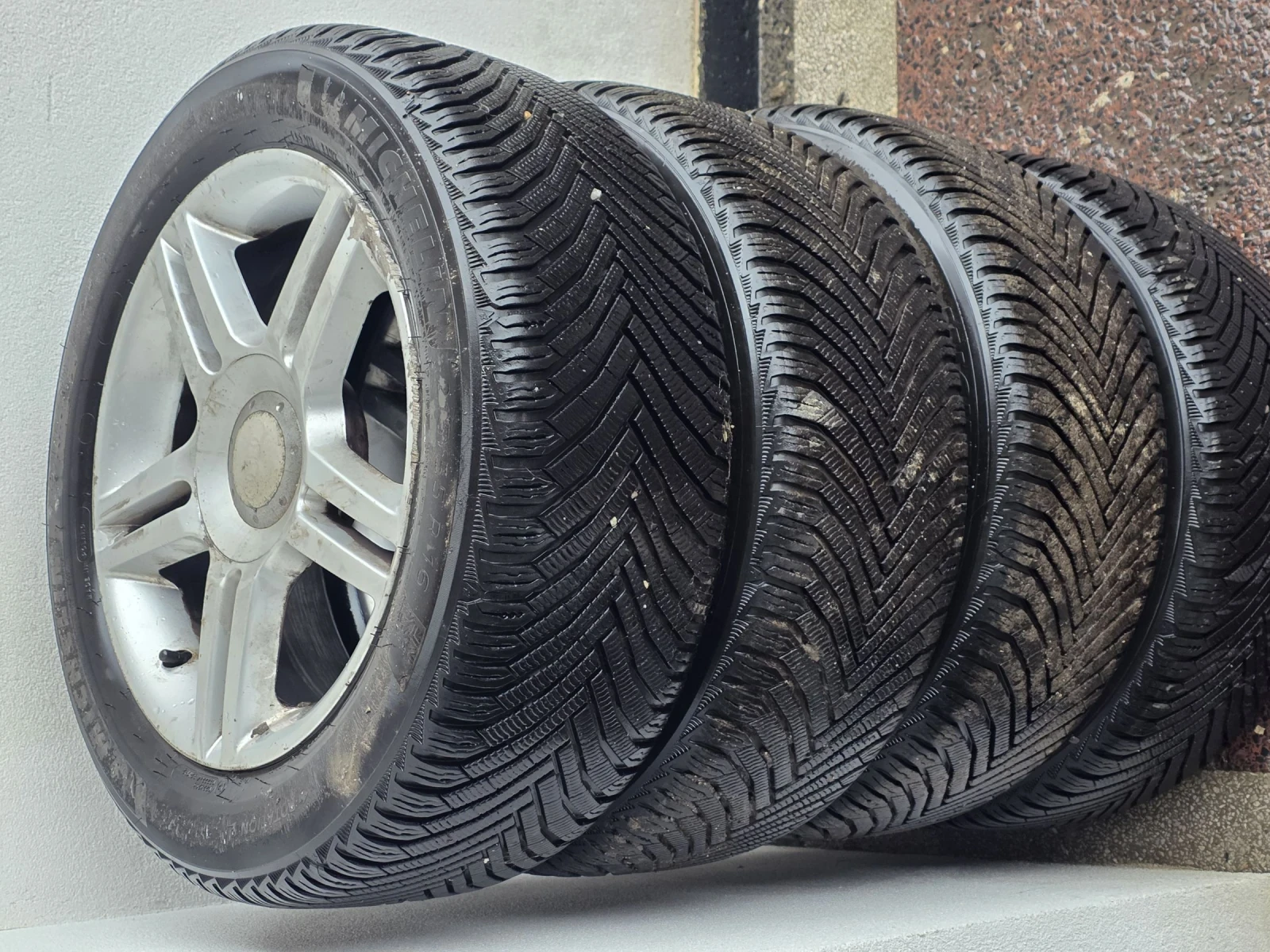 ���� � ������ 215/55R16 �� Audi A4 | Mobile.bg � ����������� 3