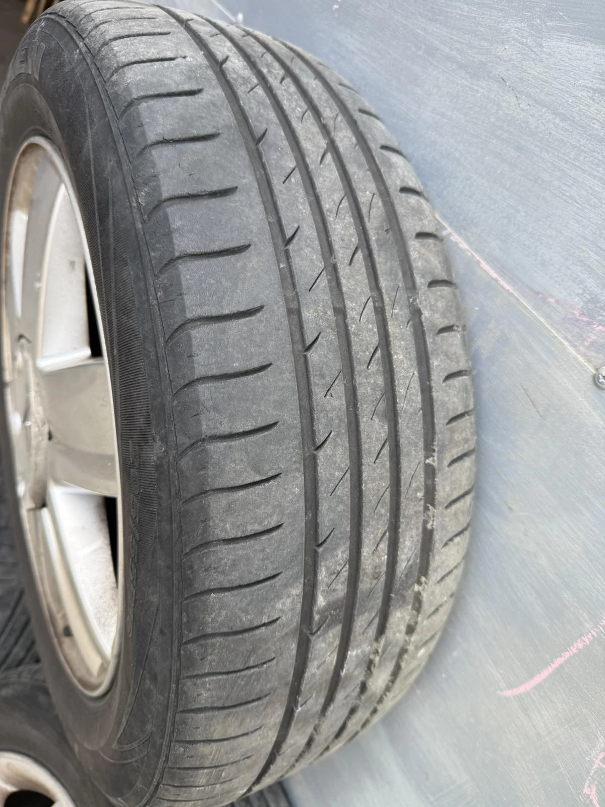 Гуми с джанти Nexen 205/55R16, снимка 4 - Гуми и джанти - 54471770
