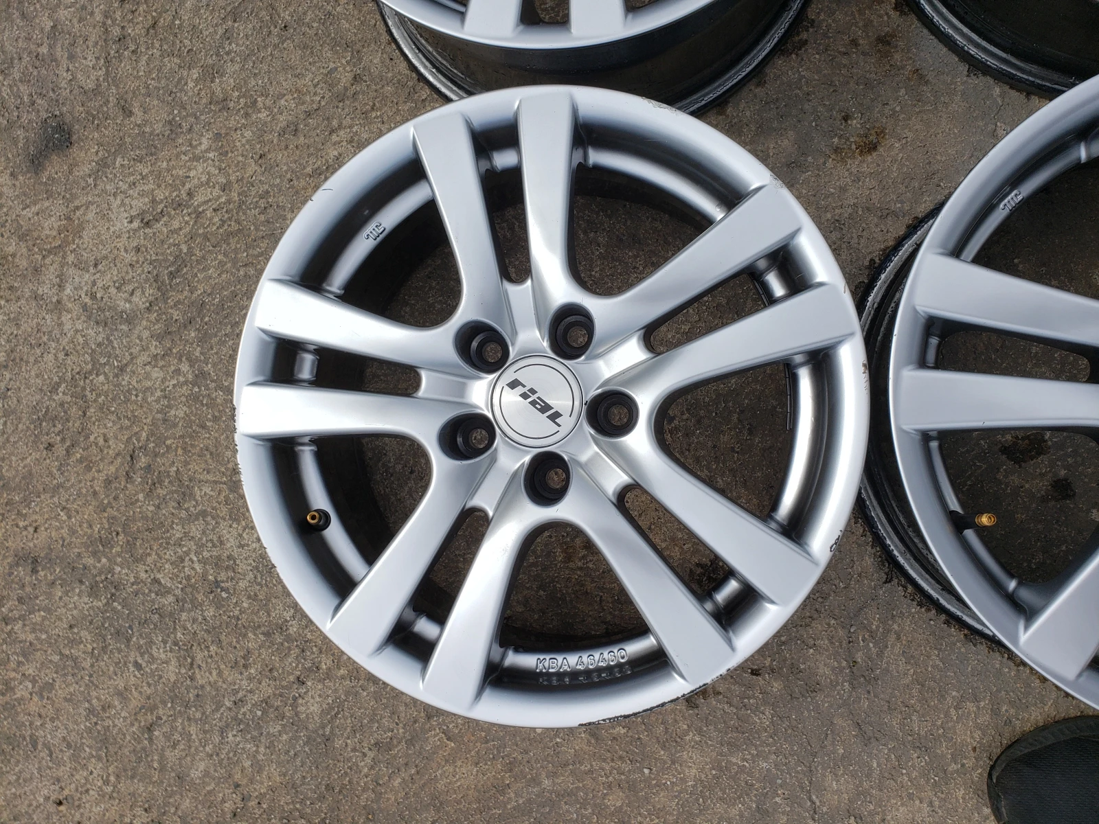 ������ | Mobile.bg � ����������� 6