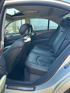 Mercedes-Benz E 320, снимка 13