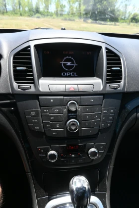 Opel Insignia 2.0 160к.с., снимка 10