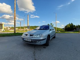 Renault Megane 1.6 16v, снимка 1 - Автомобили и джипове - 44748984