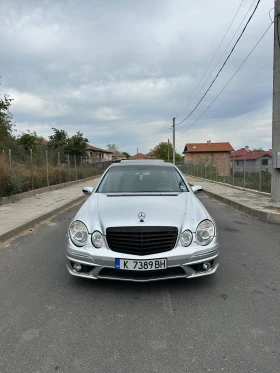  Mercedes-Benz E 320