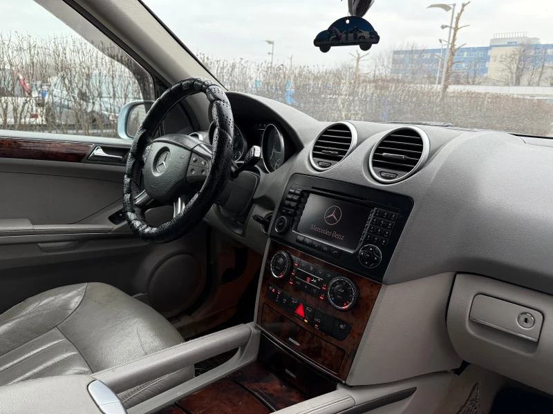 Mercedes-Benz ML 320 НА* ПРУЖИНИ* SPORT, снимка 9 - Автомобили и джипове - 49261901