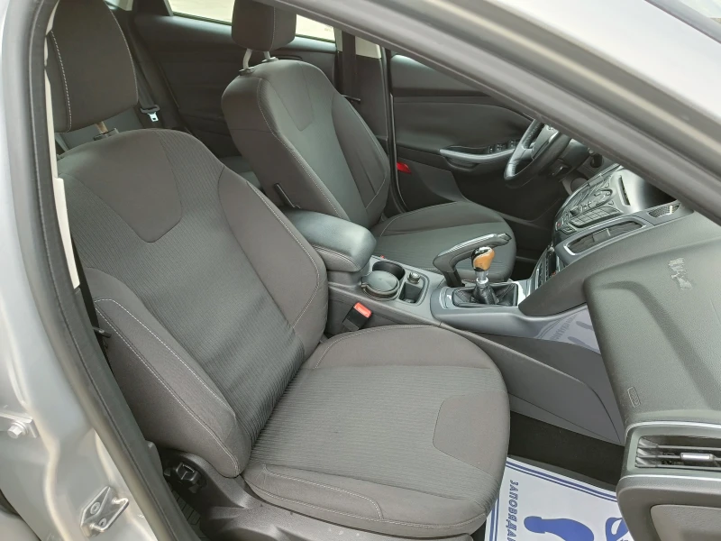 Ford Focus 1.6 BARTER 116, снимка 15 - Автомобили и джипове - 51499918
