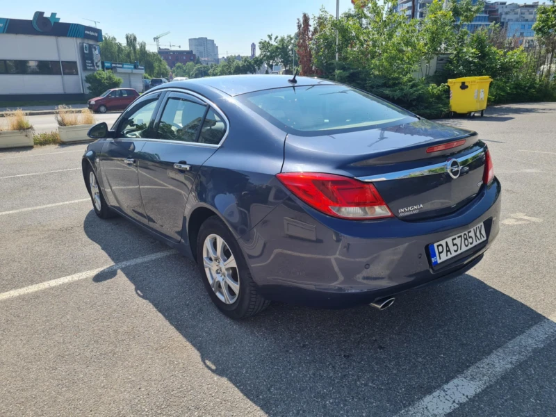 Opel Insignia  2.0 CDTI , снимка 6 - Автомобили и джипове - 51038171