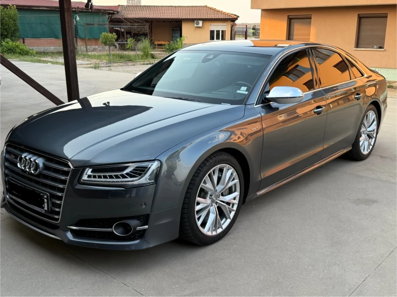 Audi S8 Ceramic&Milltek/B&O, снимка 2 - Автомобили и джипове - 51687405