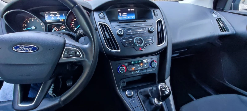 Ford Focus, снимка 9 - Автомобили и джипове - 52230223