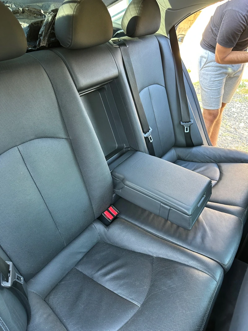 Mercedes-Benz E 320, снимка 16 - Автомобили и джипове - 52354283