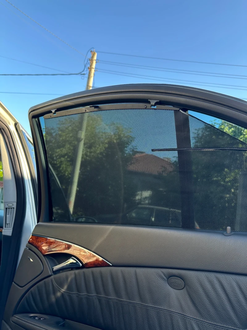 Mercedes-Benz E 320, снимка 10 - Автомобили и джипове - 52354283