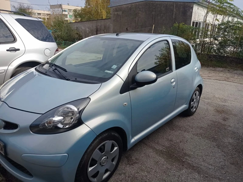 Toyota Aygo 1, снимка 3 - Автомобили и джипове - 52329438