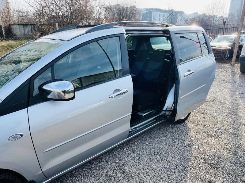 Mazda 5 2.0 Дизел, снимка 8 - Автомобили и джипове - 52856445