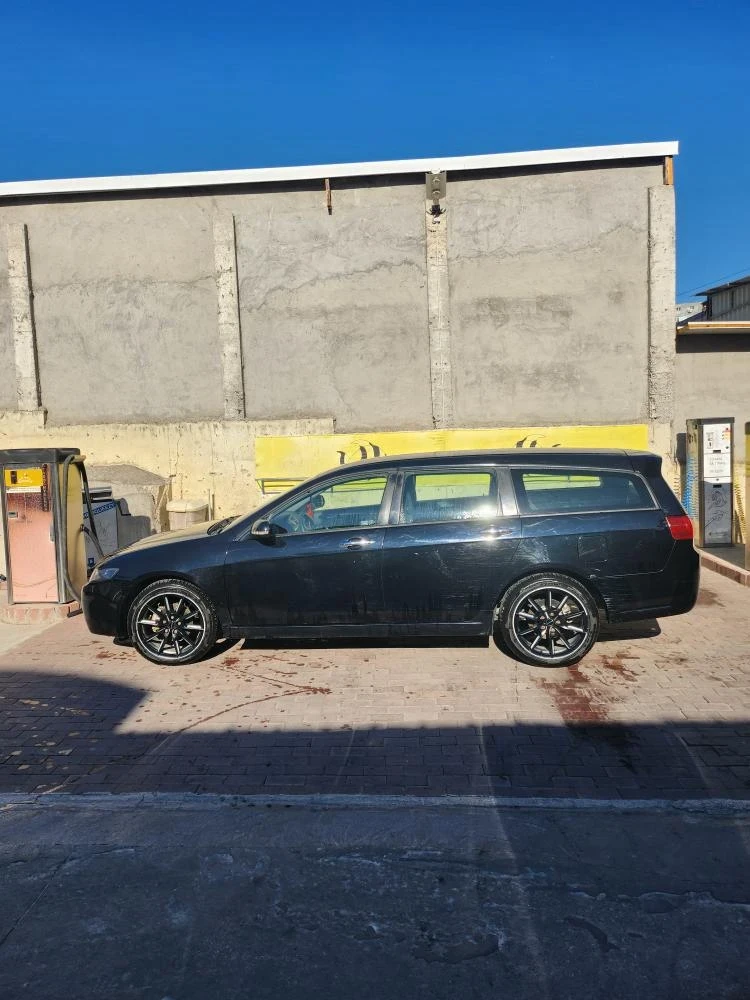 Honda Accord Tourer, снимка 3 - Автомобили и джипове - 53764033
