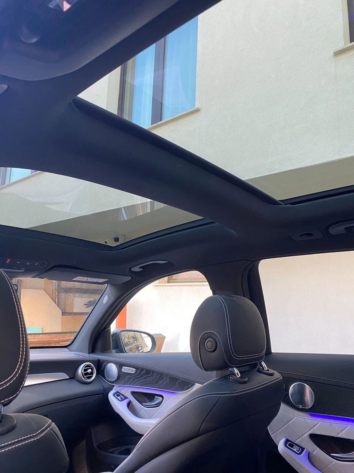 Mercedes-Benz GLC 300 Хибрид 4матик - изображение 3