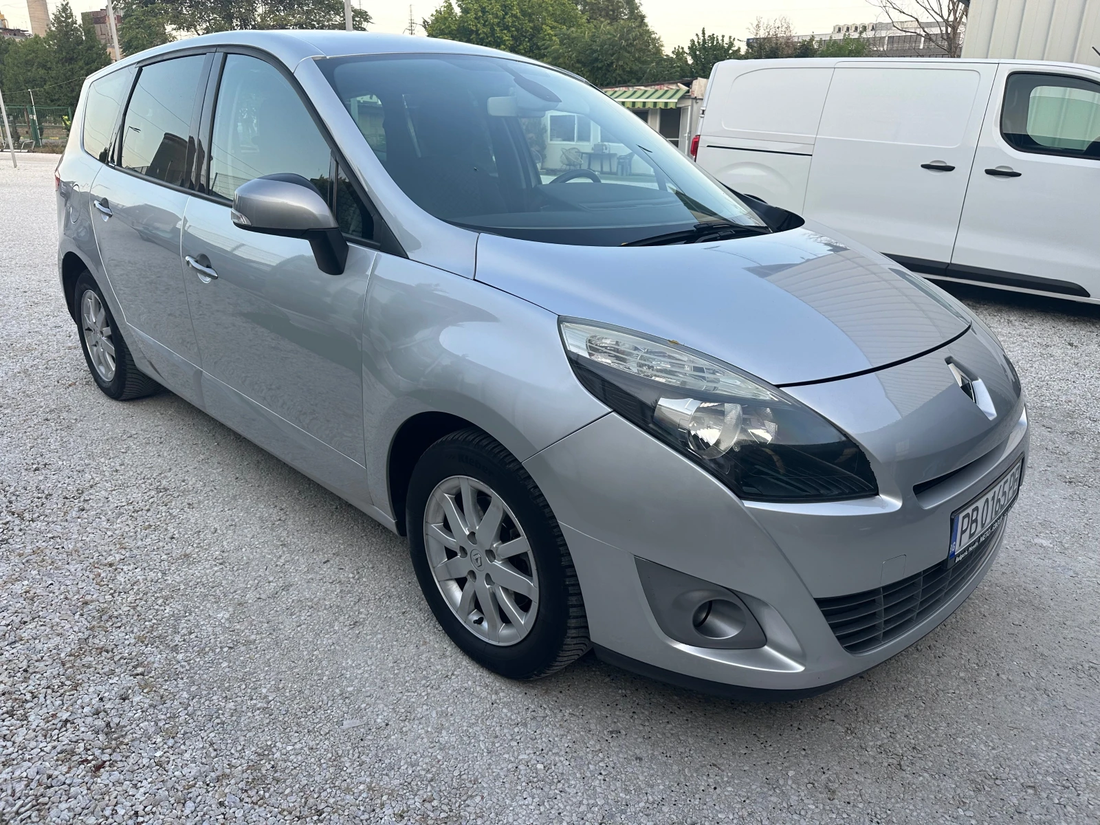 Renault Grand scenic 1.9dci 7 места Реален пробег Уникат - изображение 4