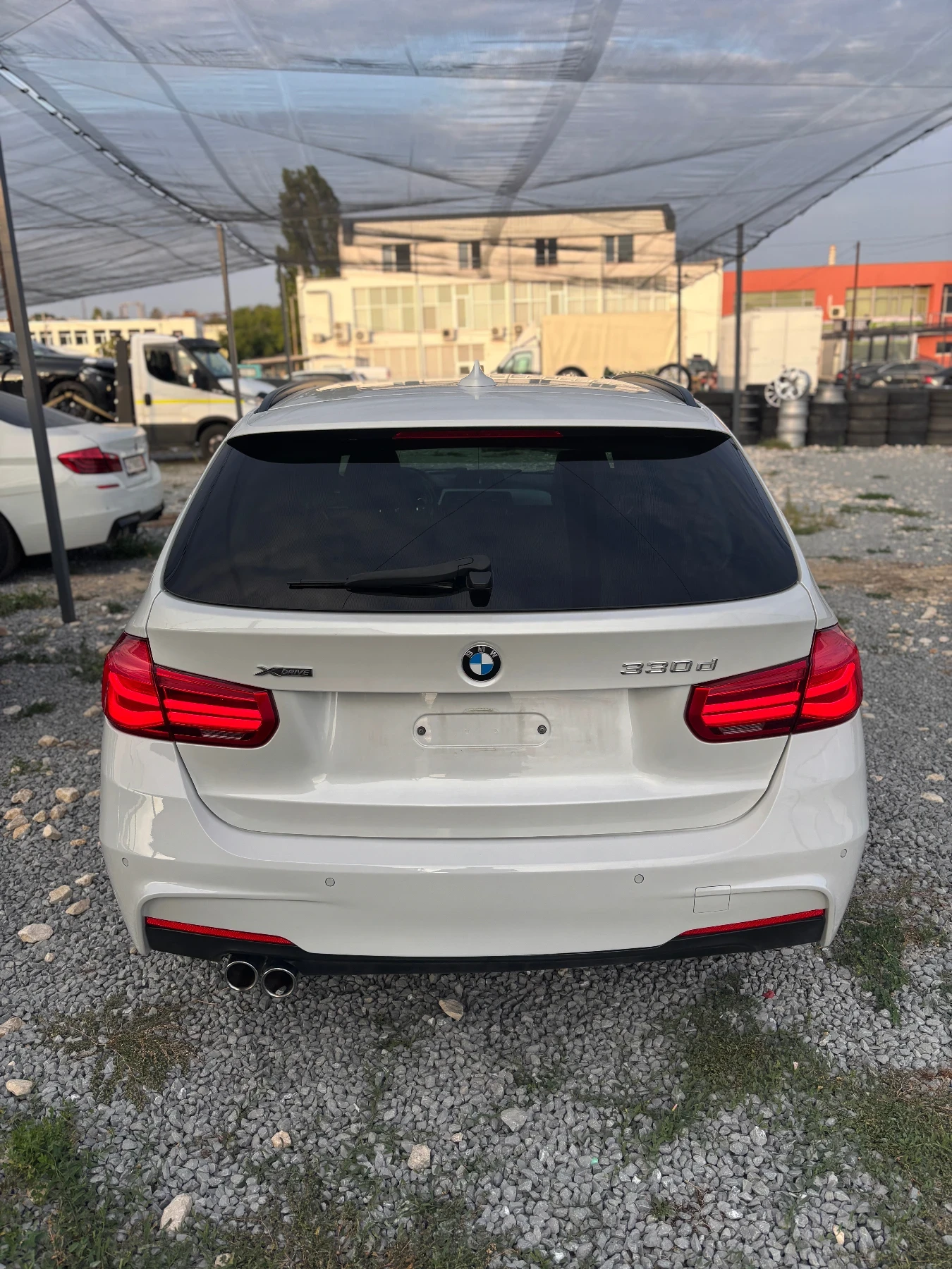 BMW 330 Msport Xdrive FaceLift - изображение 6