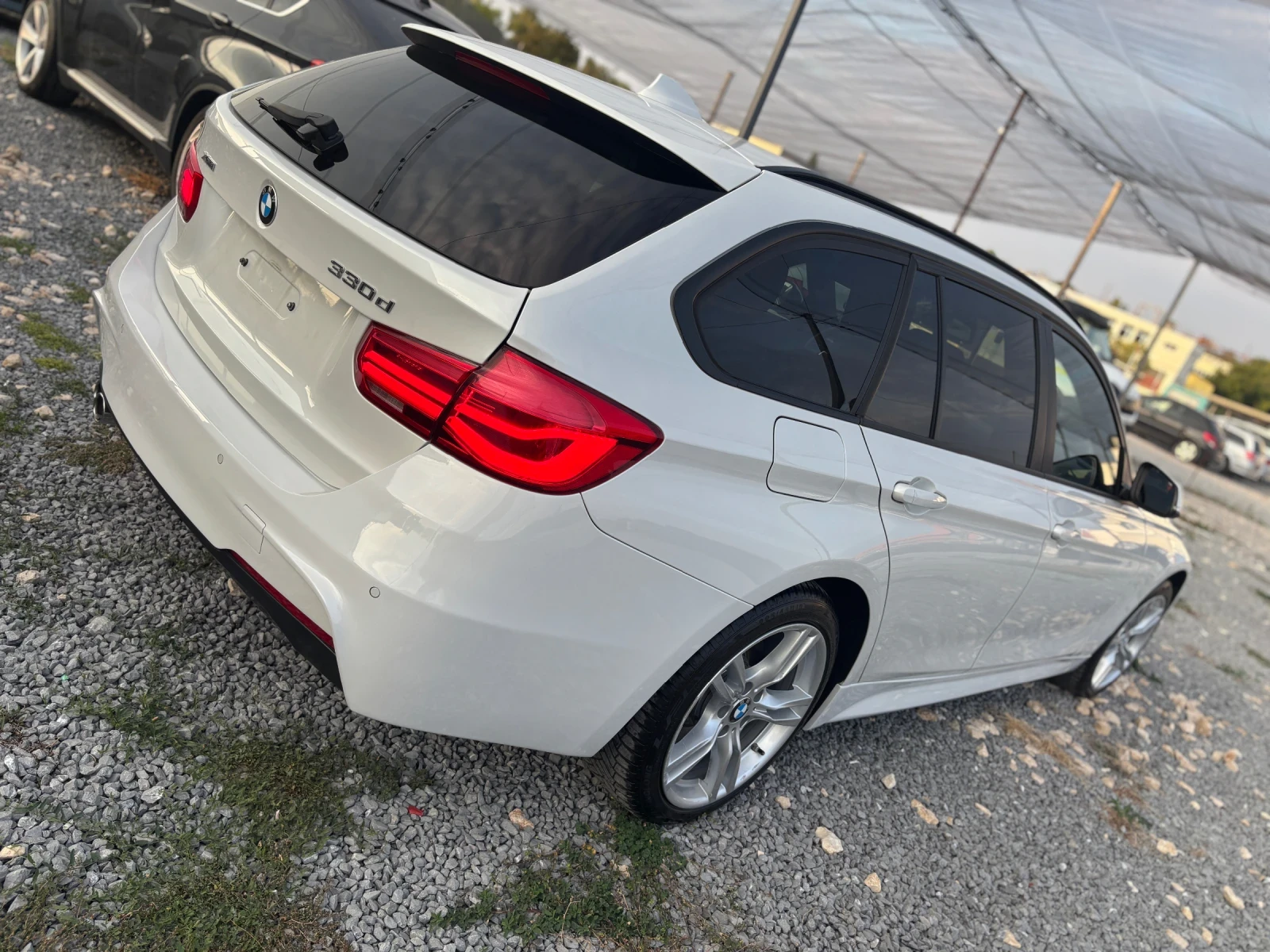 BMW 330 Msport Xdrive FaceLift - изображение 4