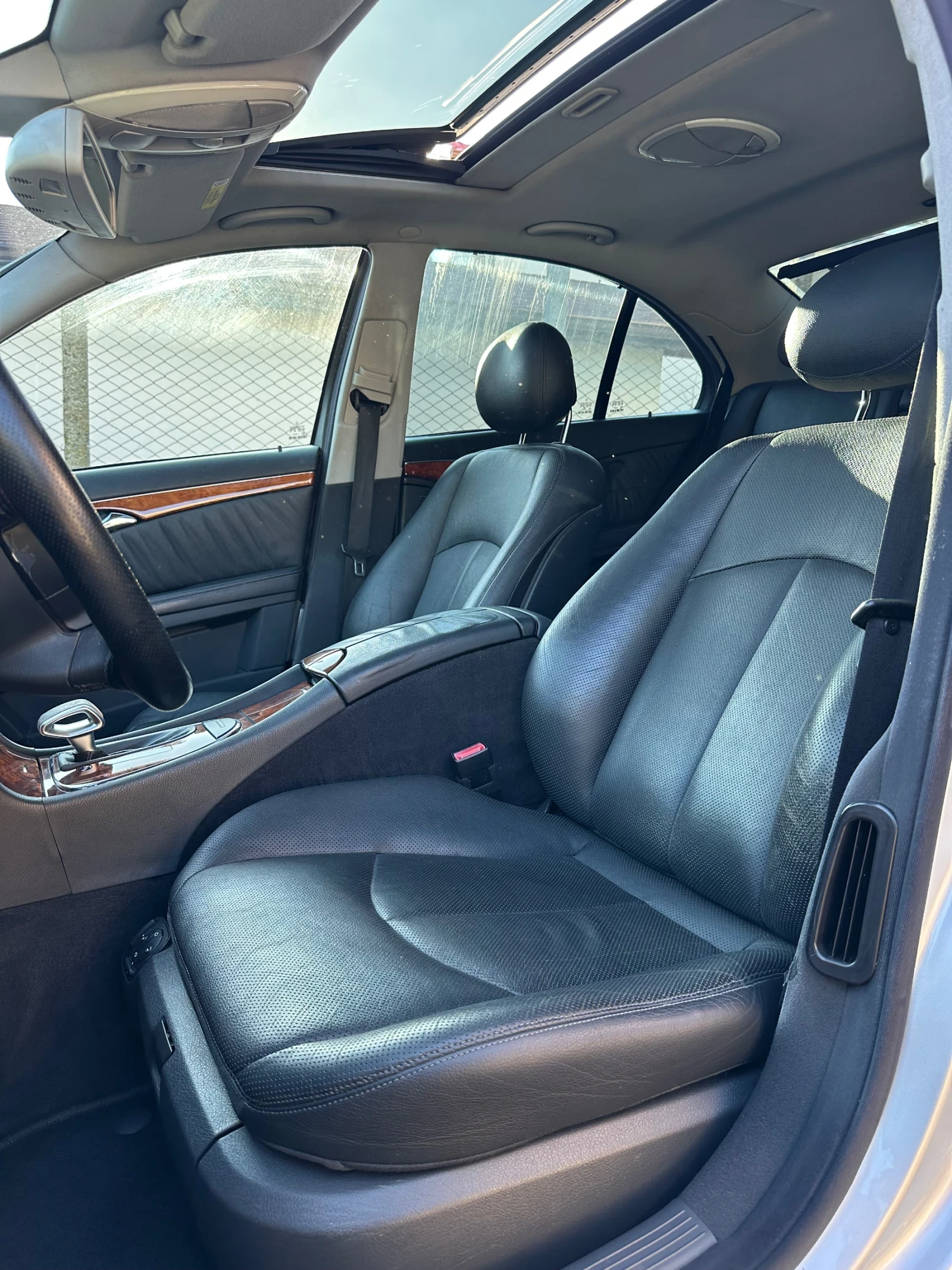 Mercedes-Benz E 320 | Mobile.bg   12