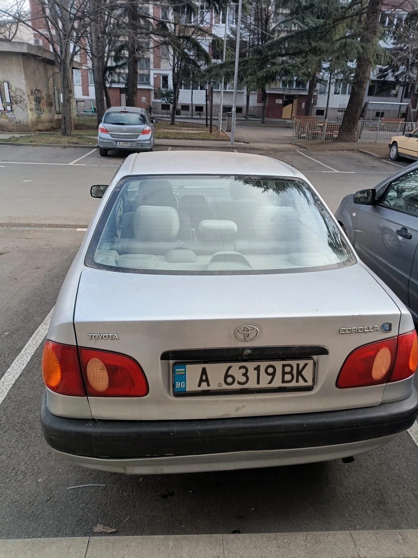 Toyota Corolla 1.4 - изображение 4
