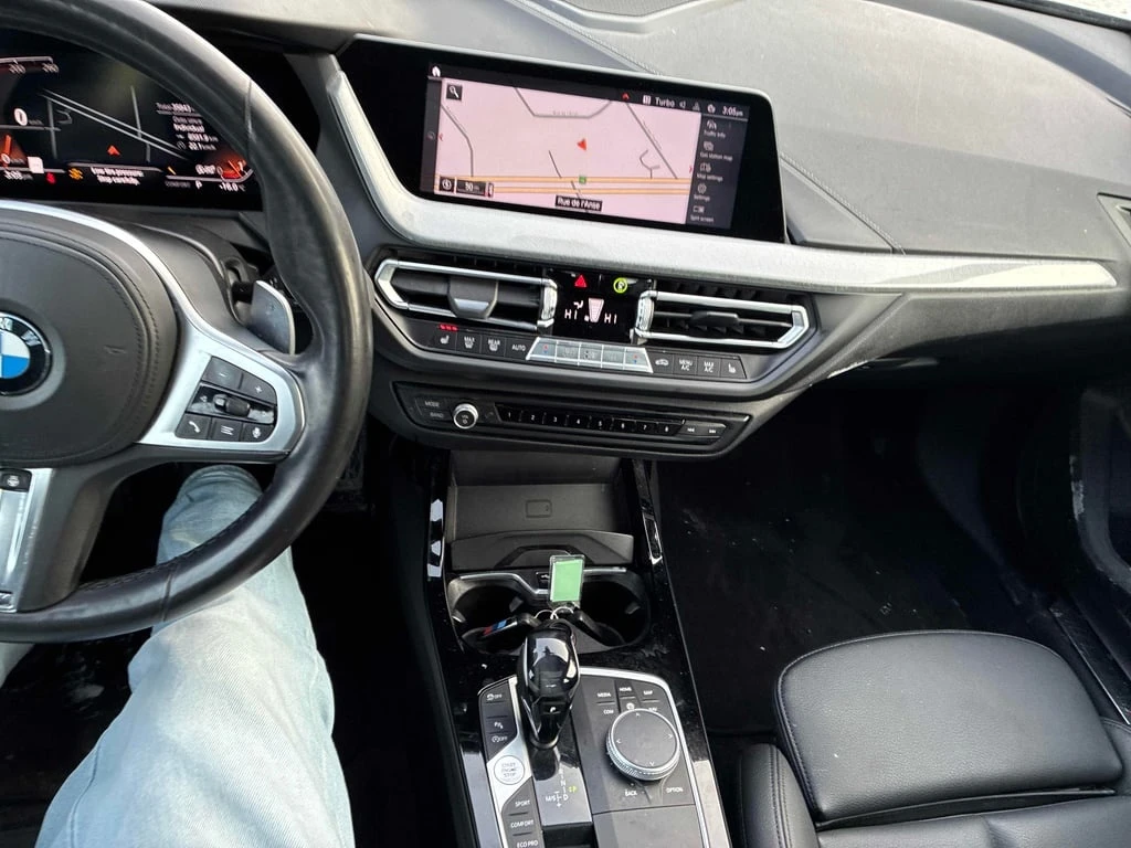 BMW 228 / xDrive / AWD / ПАНОРАМА / KEYLESS / CARFAX  - изображение 9