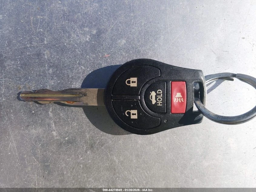 Nissan Versa 1.6L I-4 DOHC, VVT, 109HP Front Wheel Drive - изображение 3