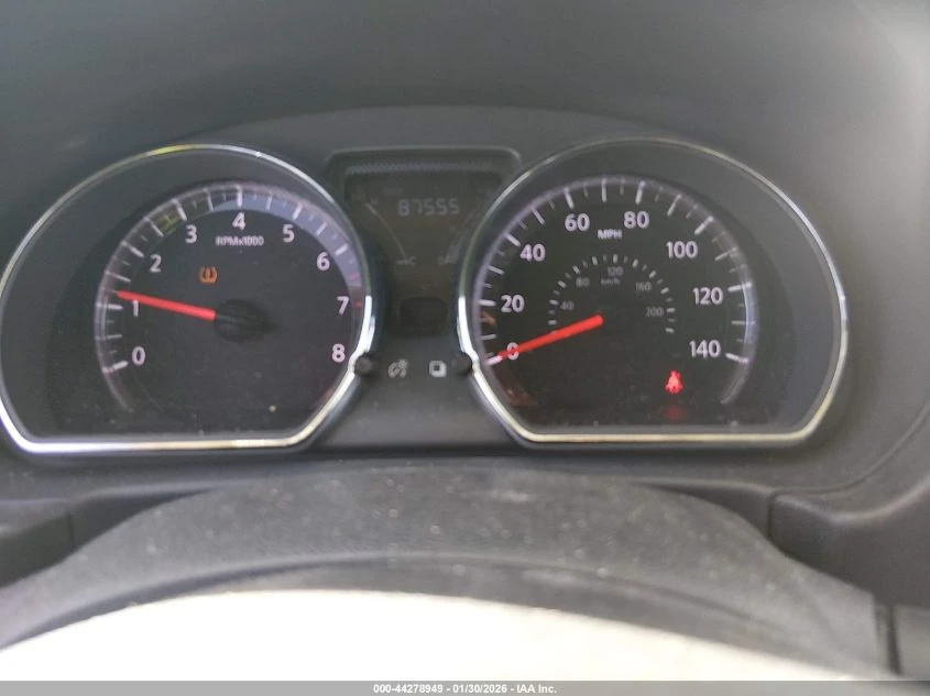 Nissan Versa 1.6L I-4 DOHC, VVT, 109HP Front Wheel Drive | Mobile.bg � ����������� 12