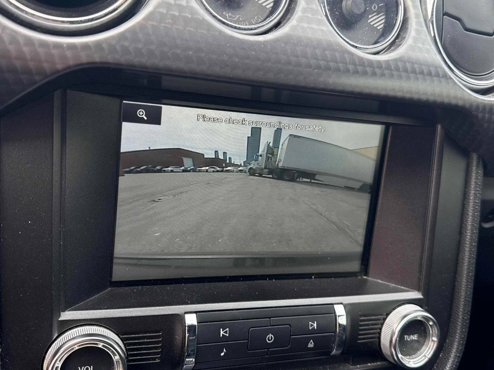 Ford Mustang GT С РЕГИСТРАЦИЯ & АВТО КРЕДИТ , снимка 10 - Автомобили и джипове - 54039498