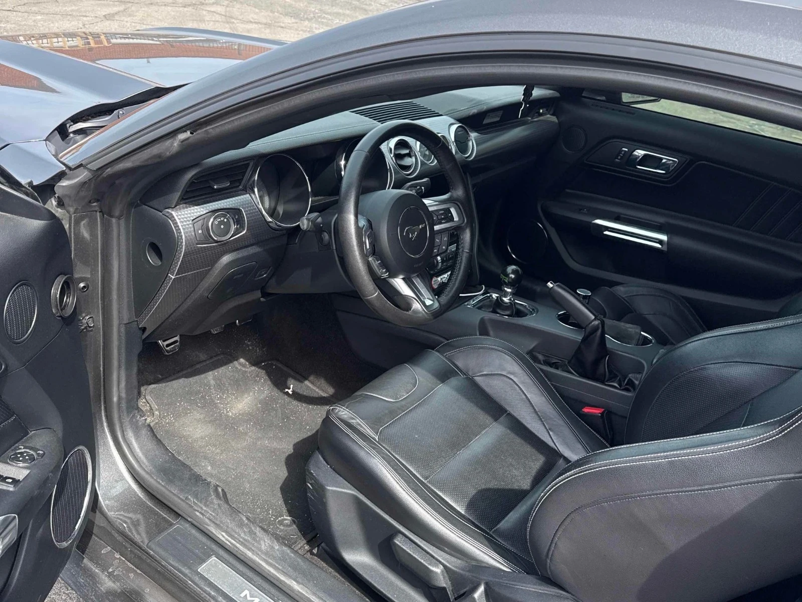 Ford Mustang GT С РЕГИСТРАЦИЯ & АВТО КРЕДИТ , снимка 6 - Автомобили и джипове - 54039498