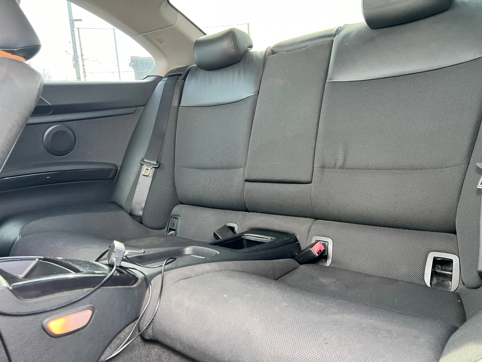 BMW 320, снимка 14 - Автомобили и джипове - 54171927