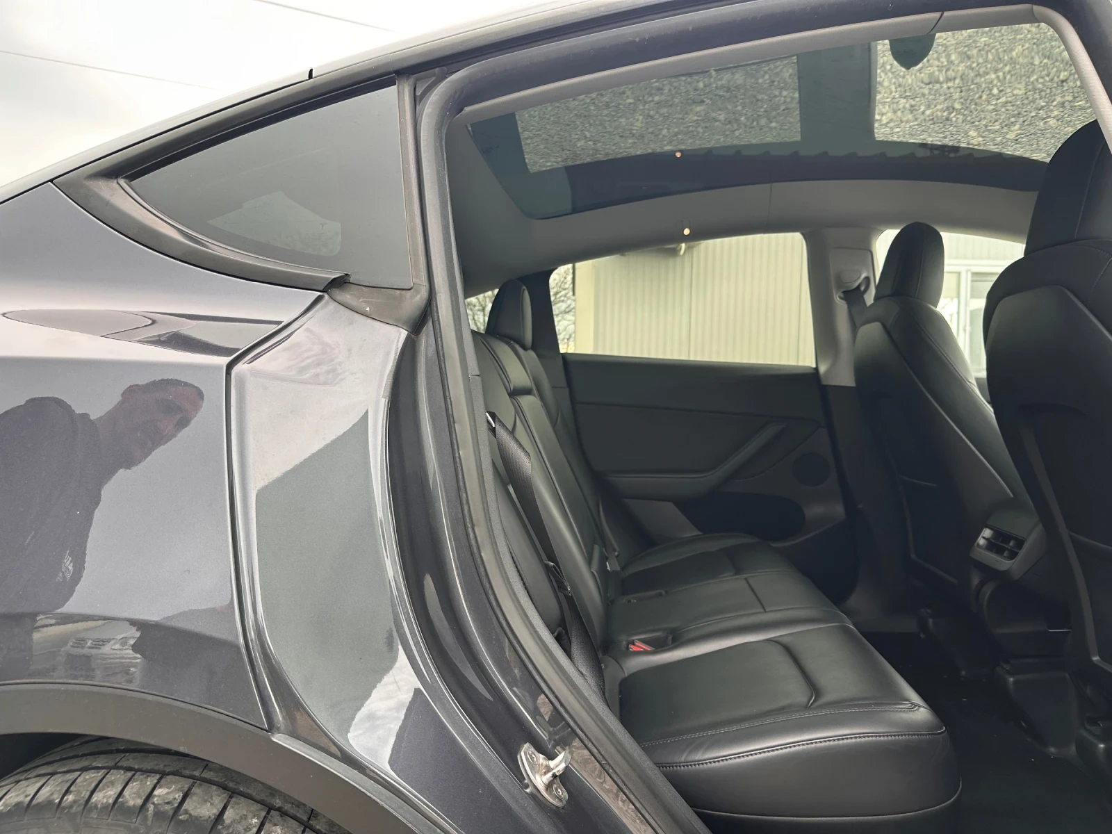 Tesla Model Y LONG RANGE DUAL MOTOR AWD, снимка 11 - Автомобили и джипове - 54528771