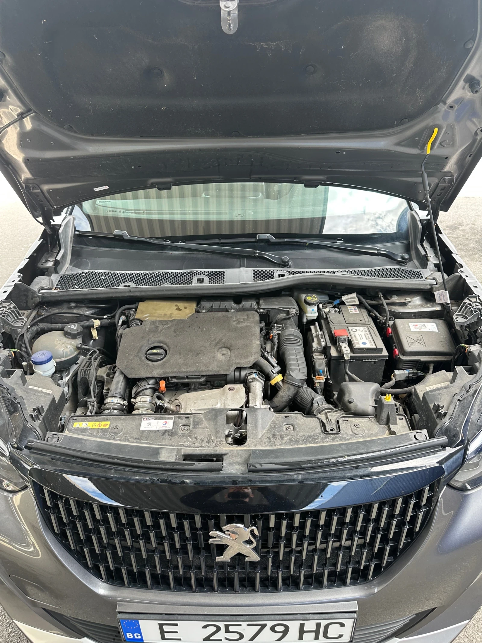 Peugeot 2008 GT 1.5 HDI , снимка 11 - Автомобили и джипове - 54556961
