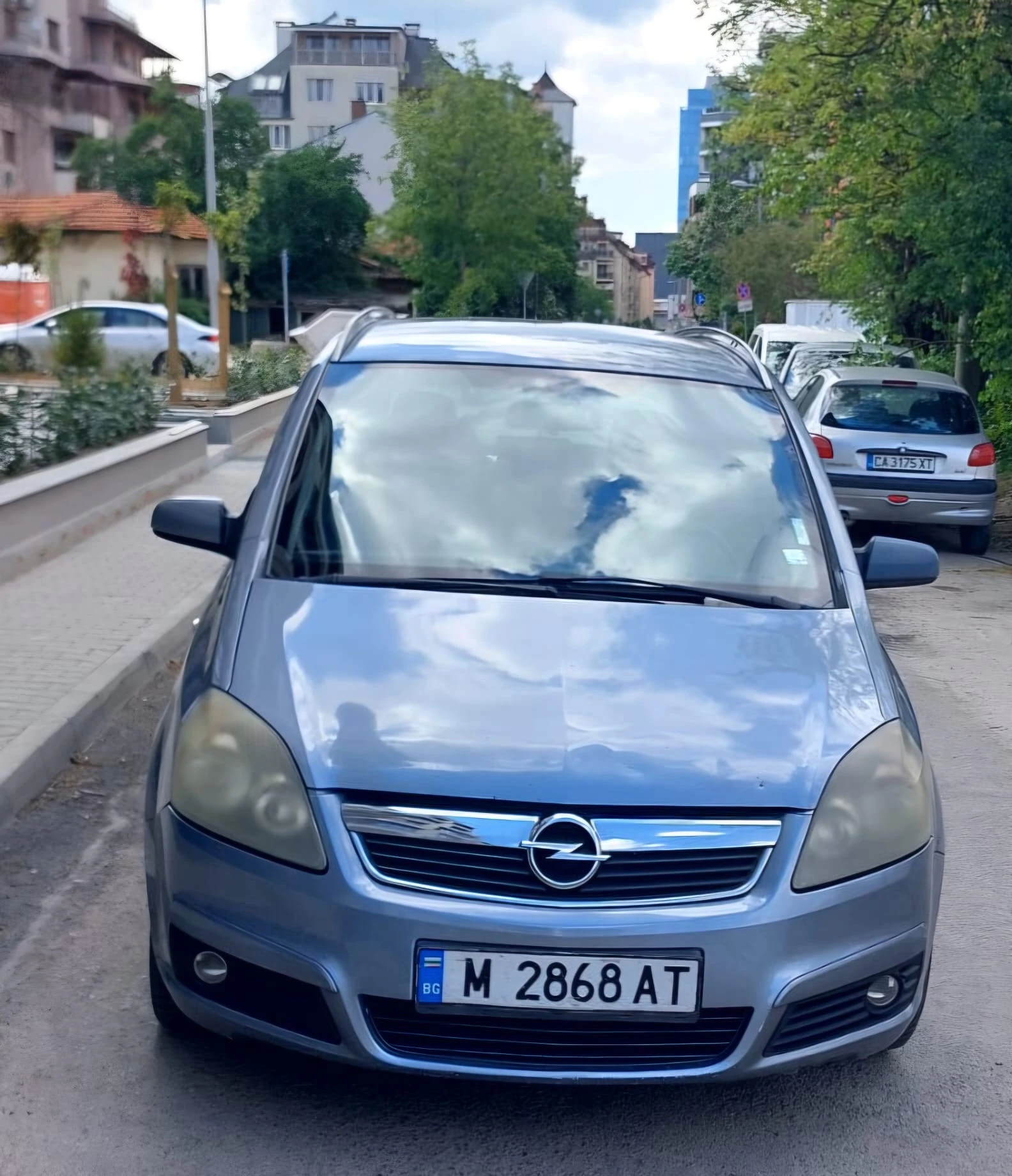 Opel Zafira 1.9 CDTI, снимка 9 - Автомобили и джипове - 54654992