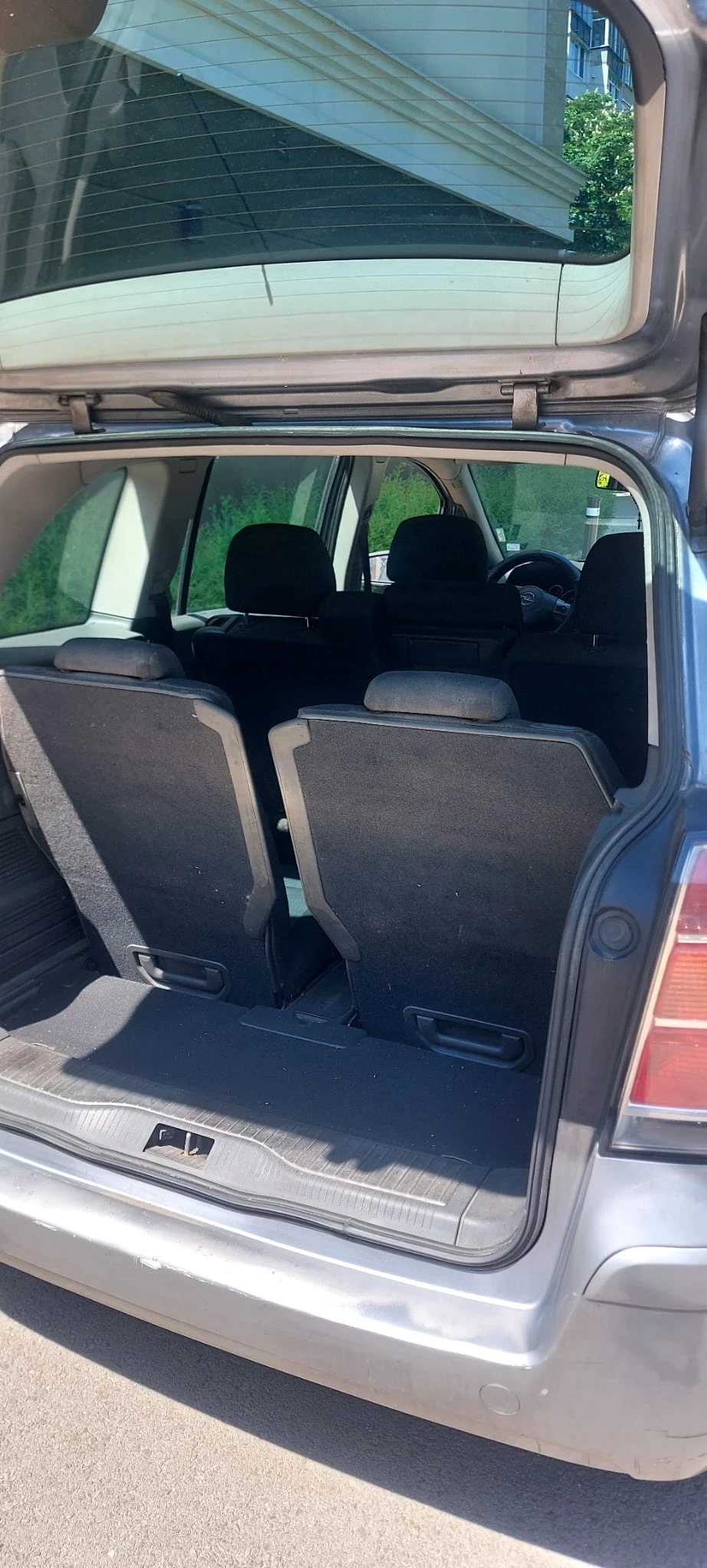 Opel Zafira 1.9 CDTI, снимка 5 - Автомобили и джипове - 54654992