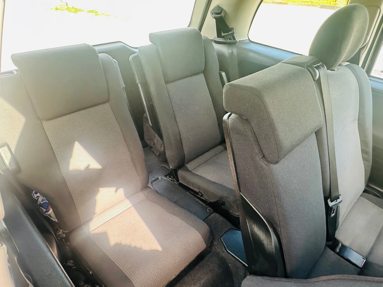 Opel Zafira 2.0DTI, снимка 10 - Автомобили и джипове - 54666089