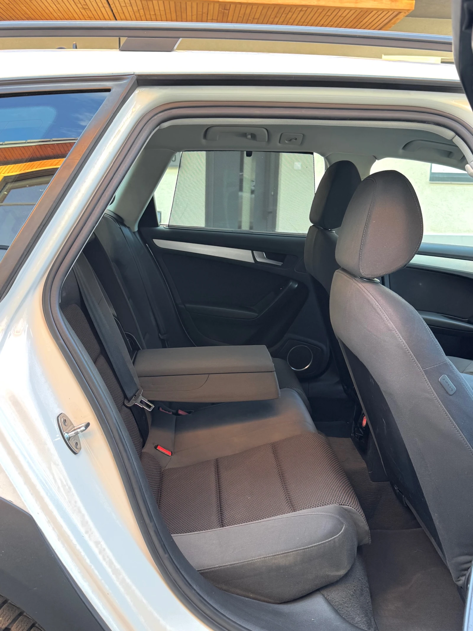 Audi A4 Allroad Quattro/2.0TDI/Banq&Olufsen, снимка 9 - Автомобили и джипове - 54977665