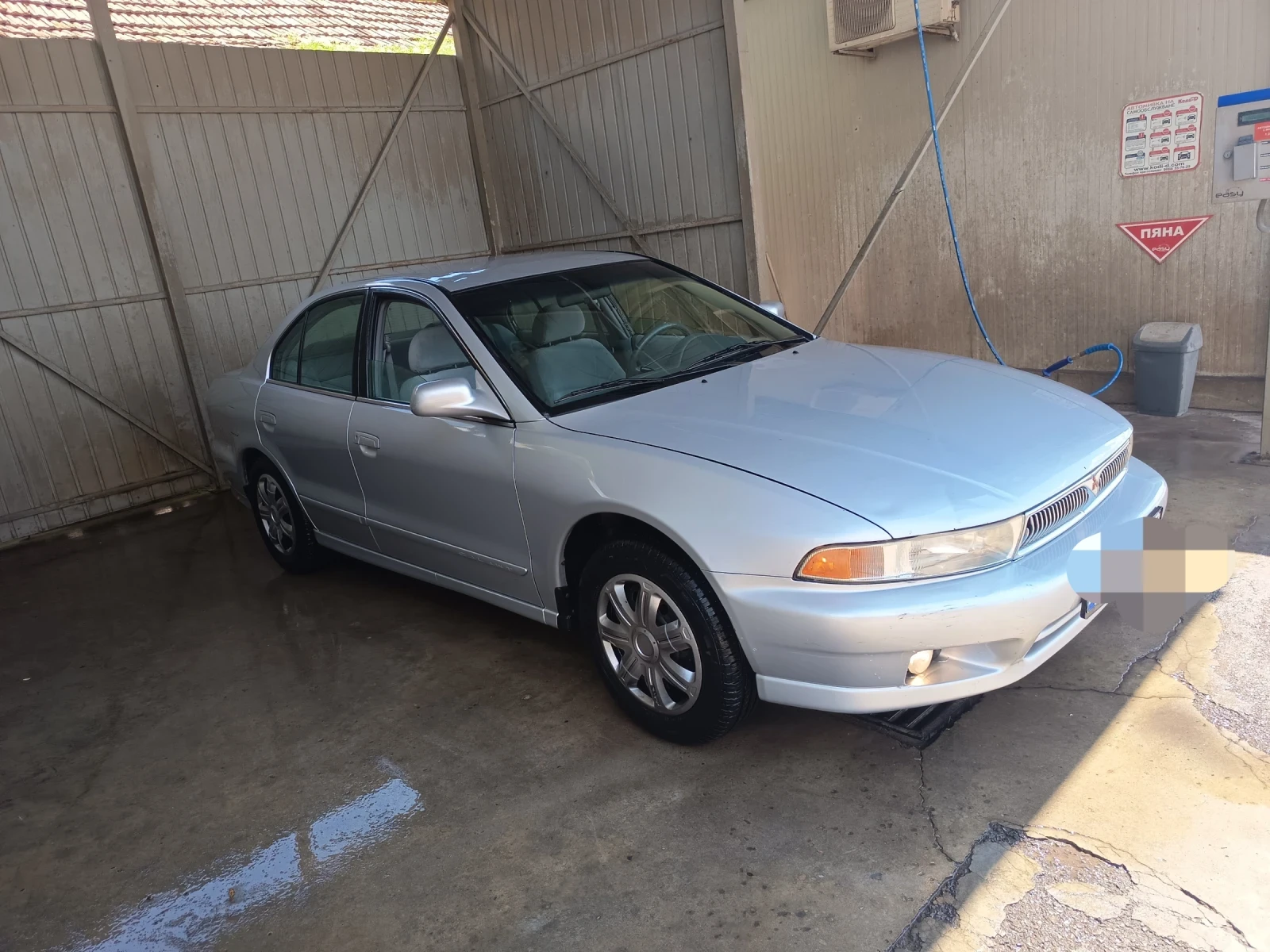 Mitsubishi Galant 2, 4 Газ/бензин