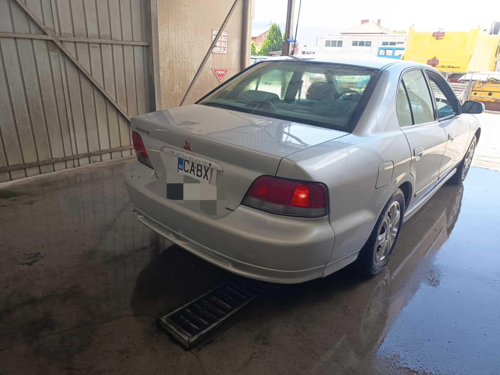 Mitsubishi Galant 2, 4 Газ/бензин