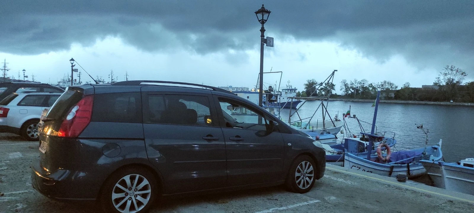 Mazda 5, снимка 3 - Автомобили и джипове - 55681863