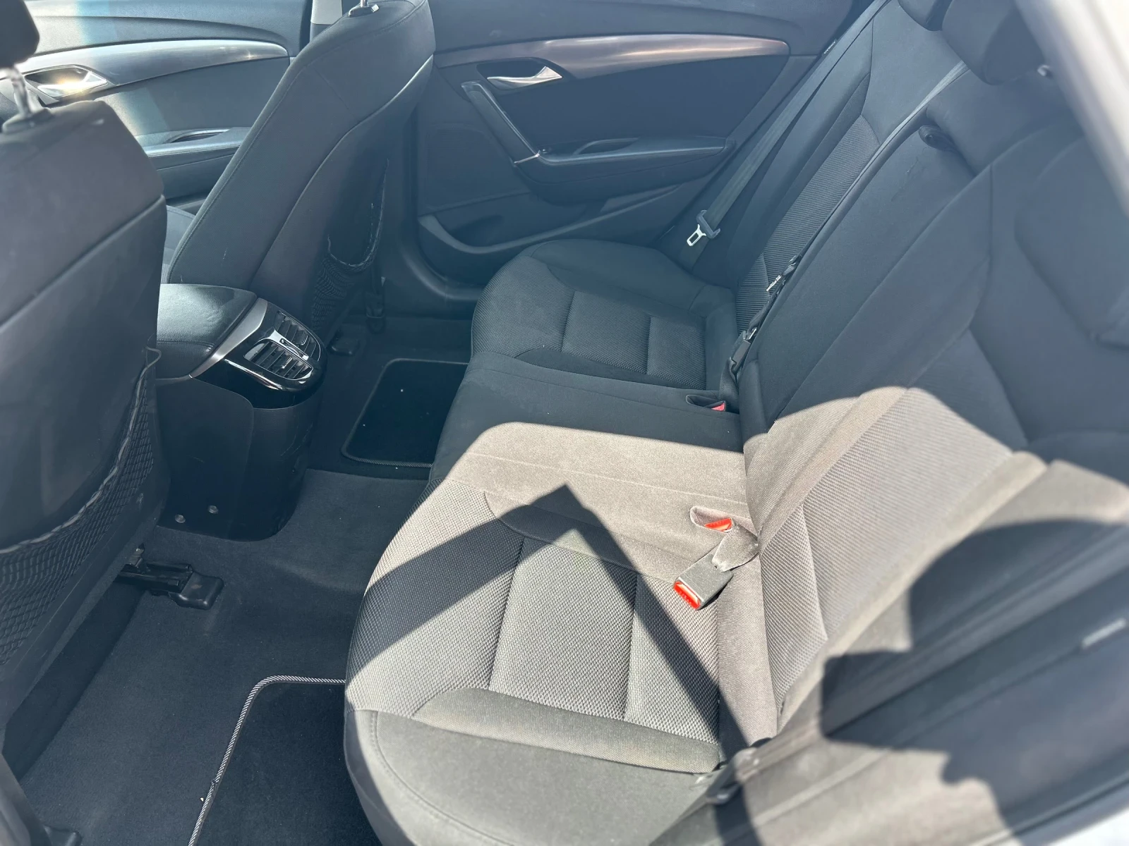 Hyundai I40, снимка 14 - Автомобили и джипове - 55831686