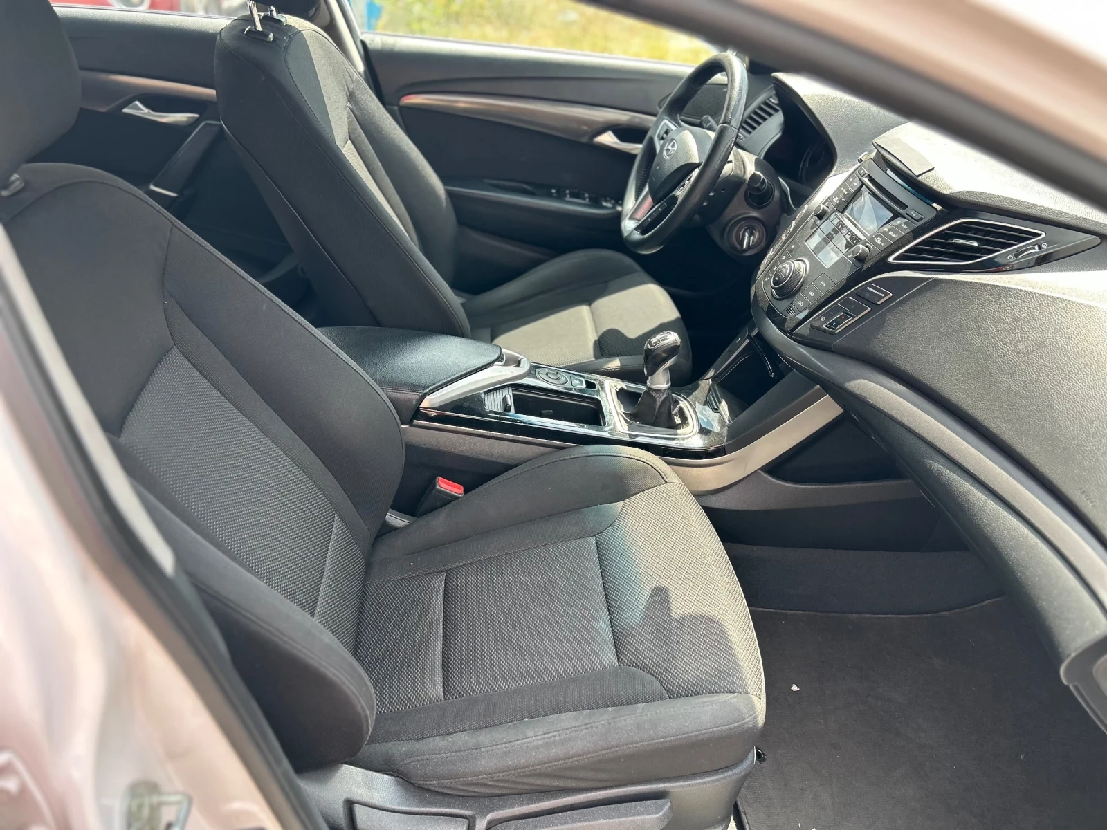 Hyundai I40, снимка 12 - Автомобили и джипове - 55831686
