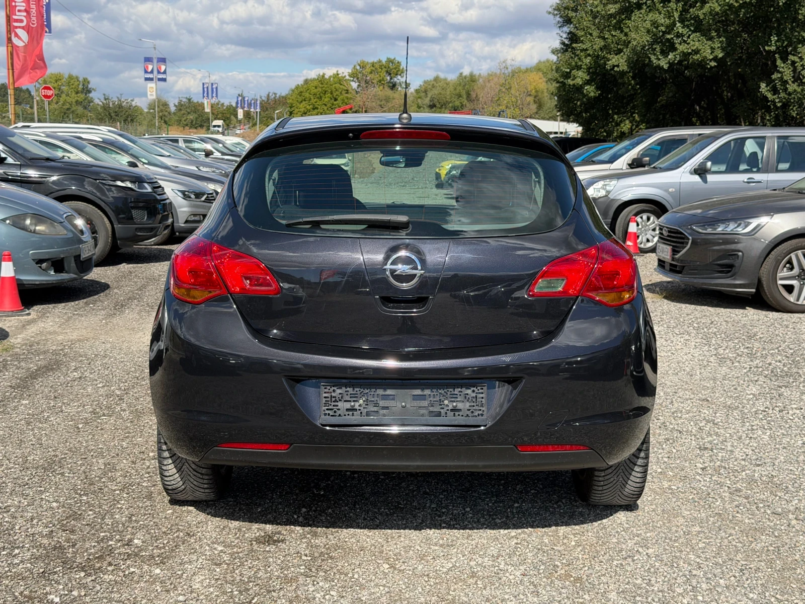 Opel Astra 1.4i 144 000 км! Сервизна книжка! Перфектна! , снимка 5 - Автомобили и джипове - 56220074