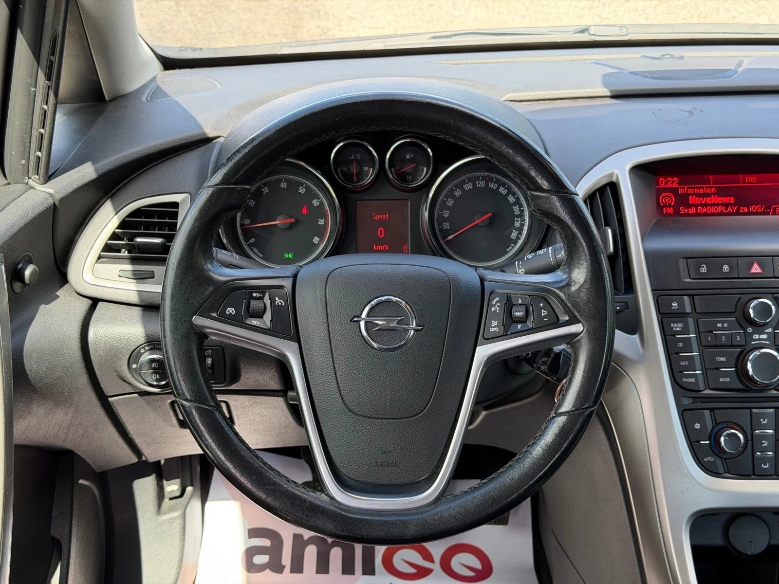 Opel Astra 1.4i 144 000 км! Сервизна книжка! Перфектна! , снимка 11 - Автомобили и джипове - 56220074