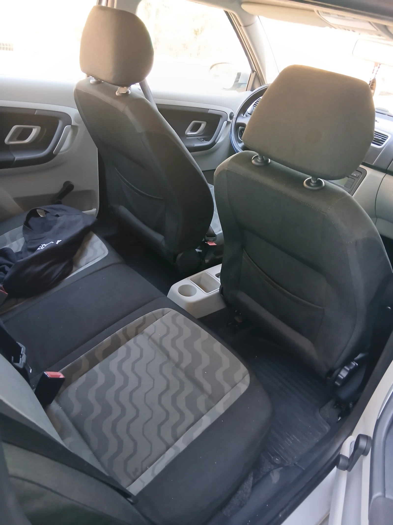 Skoda Fabia 1.2, снимка 7 - Автомобили и джипове - 56549544