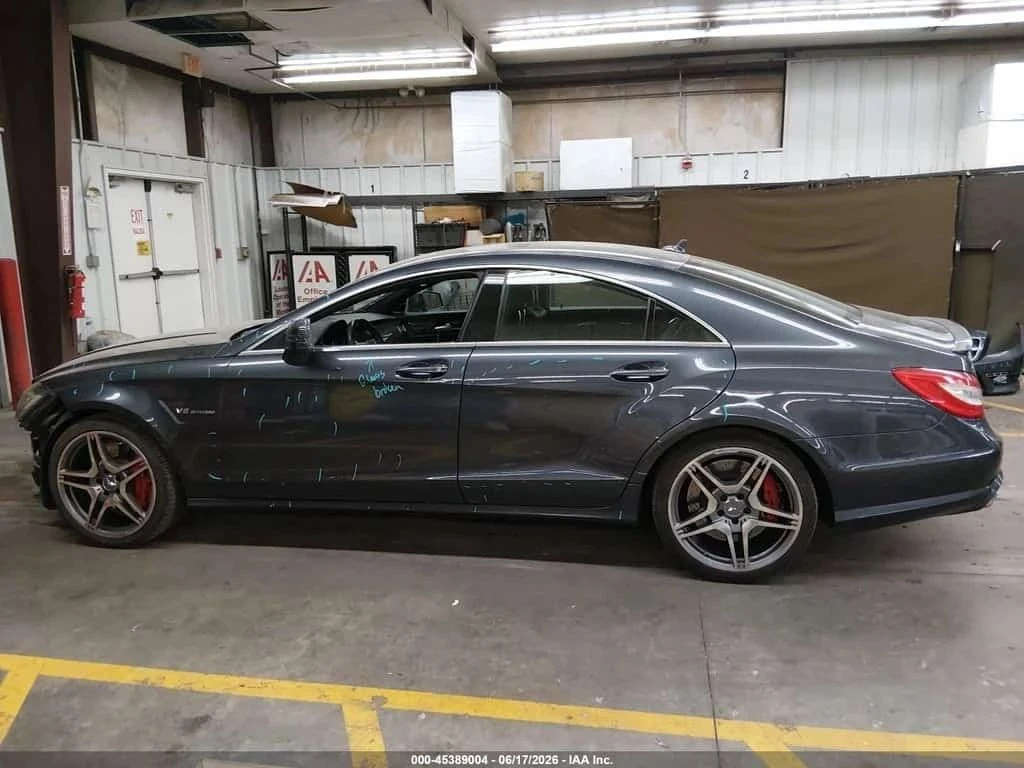 Mercedes-Benz CLS 63 AMG, снимка 13 - Автомобили и джипове - 56710555