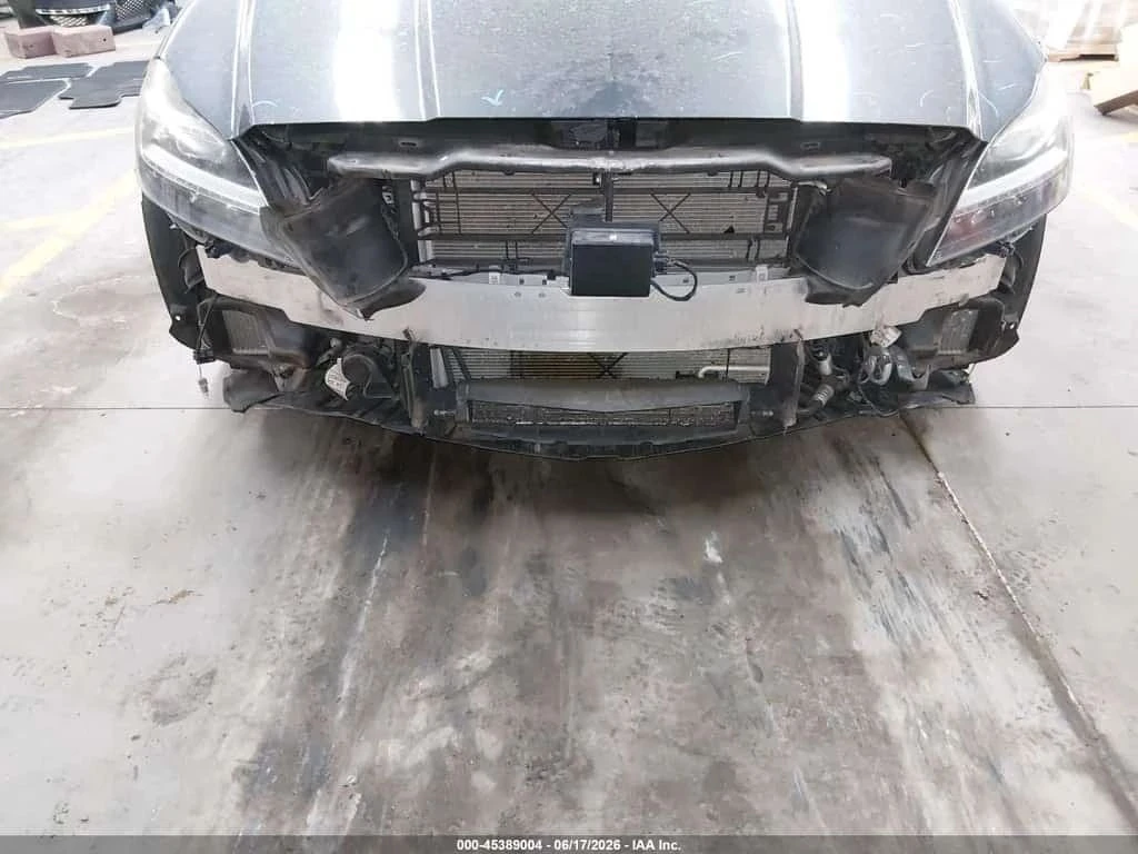 Mercedes-Benz CLS 63 AMG, снимка 8 - Автомобили и джипове - 56710555