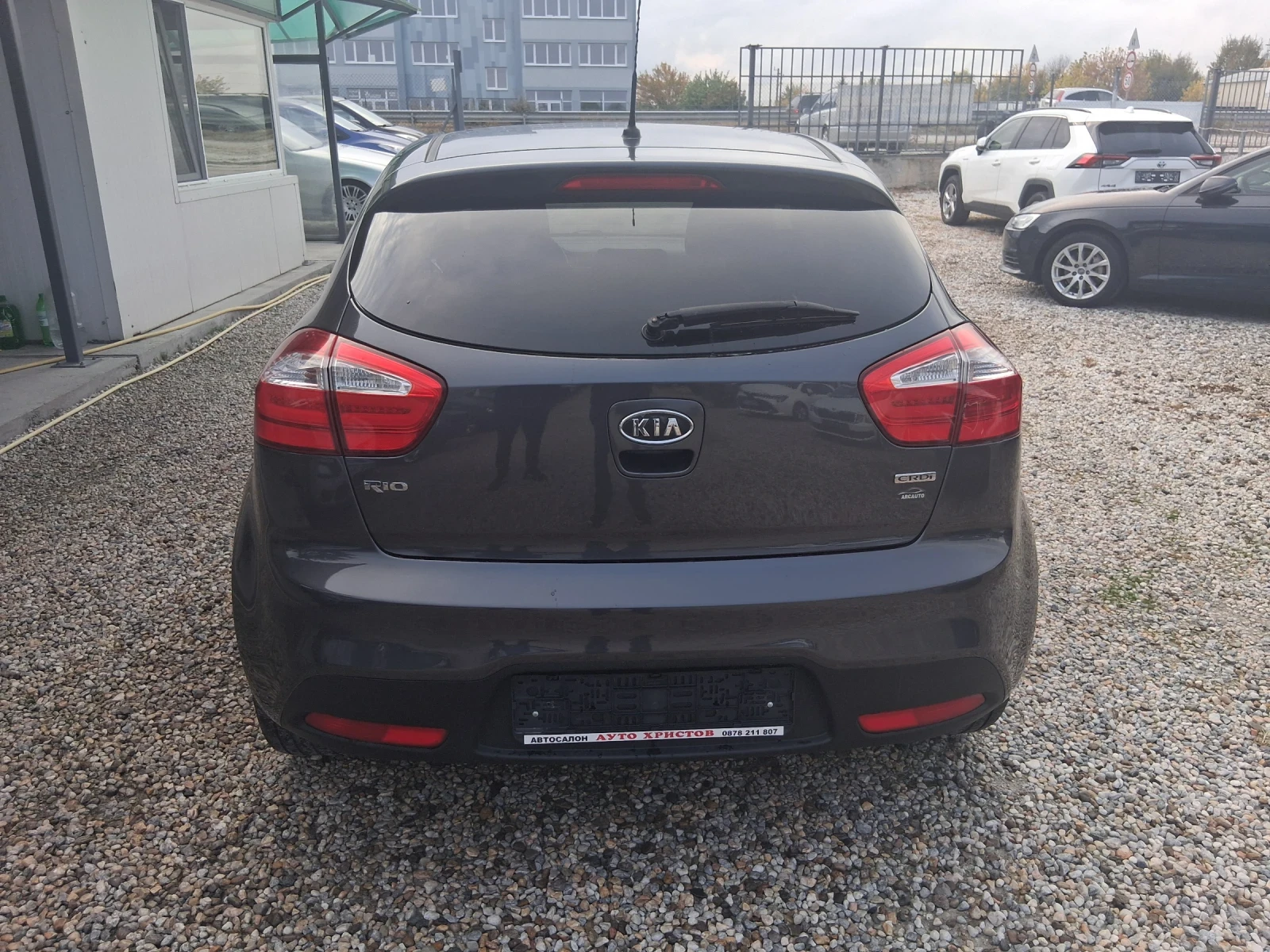 Kia Rio 1.4 d, снимка 4 - Автомобили и джипове - 56741464