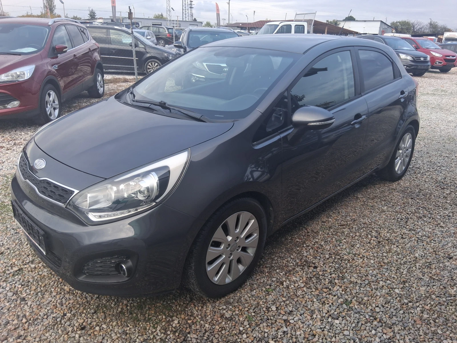 Kia Rio 1.4 d, снимка 2 - Автомобили и джипове - 56741464