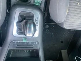 VW Tiguan 2.0TDI tip CFF 4X4, снимка 4